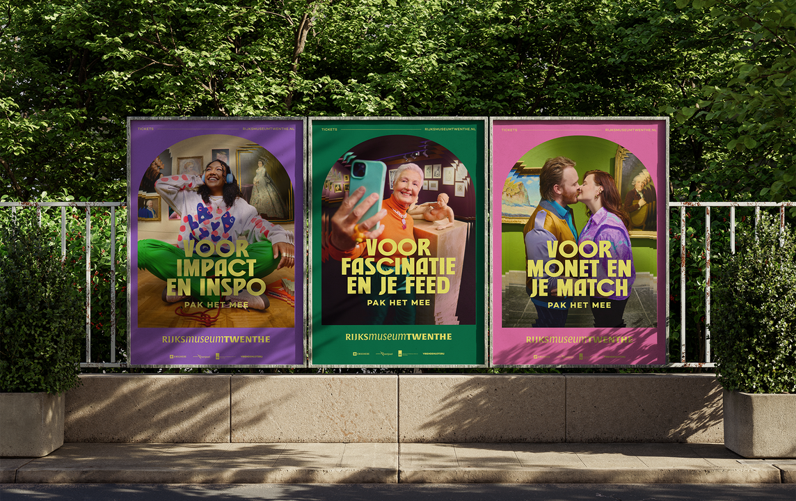 Posters on Fence Mockup 1 kopie